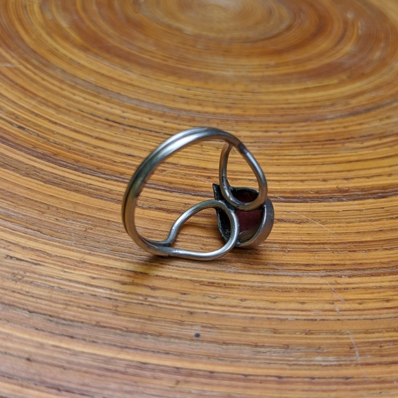 Vintage Coral Stone Ring - Picture 5 of 8